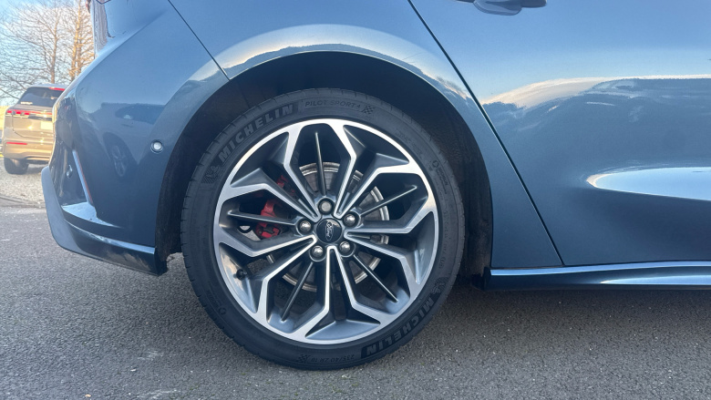 Ford Focus 1.0 EcoBoost ST-Line Vignale 5dr Petrol Hatchback